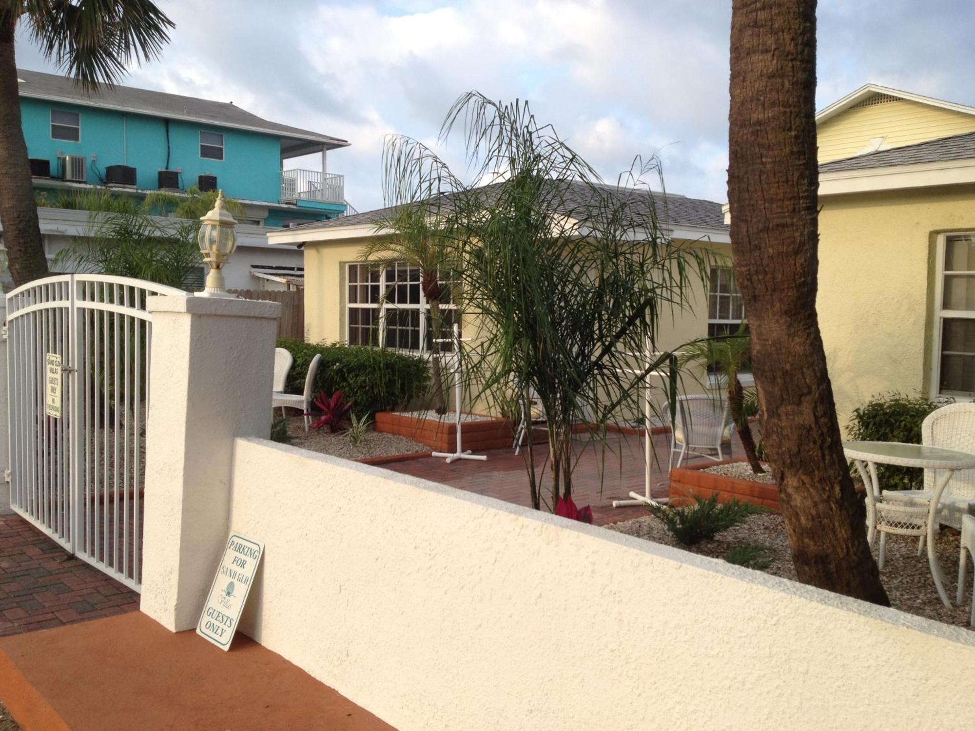 Sand Glo Villas อินเดียนร็อคส์บีช ภายนอก รูปภาพ