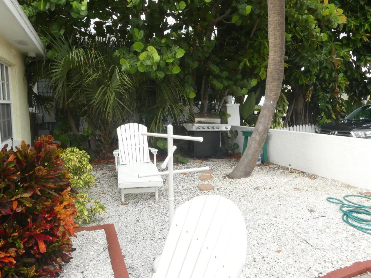 Sand Glo Villas อินเดียนร็อคส์บีช ภายนอก รูปภาพ